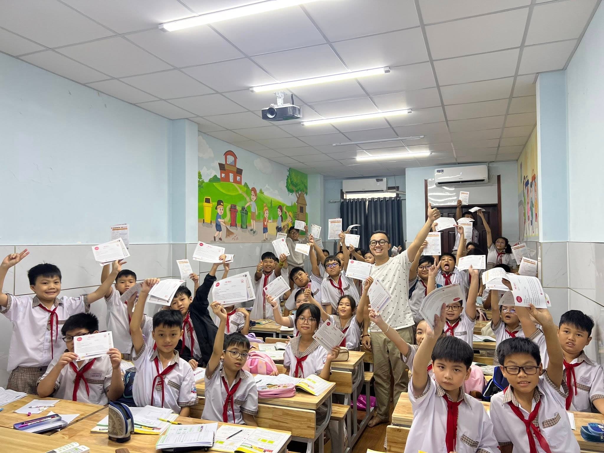 Video báo cáo tuần của học viên EHOME.